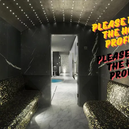 Holiday home De Luxee Et Piscine A Courchevel